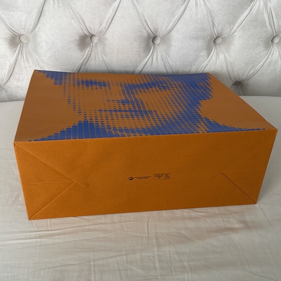 Louis Vuitton shopping bag - Picture 4 of 4